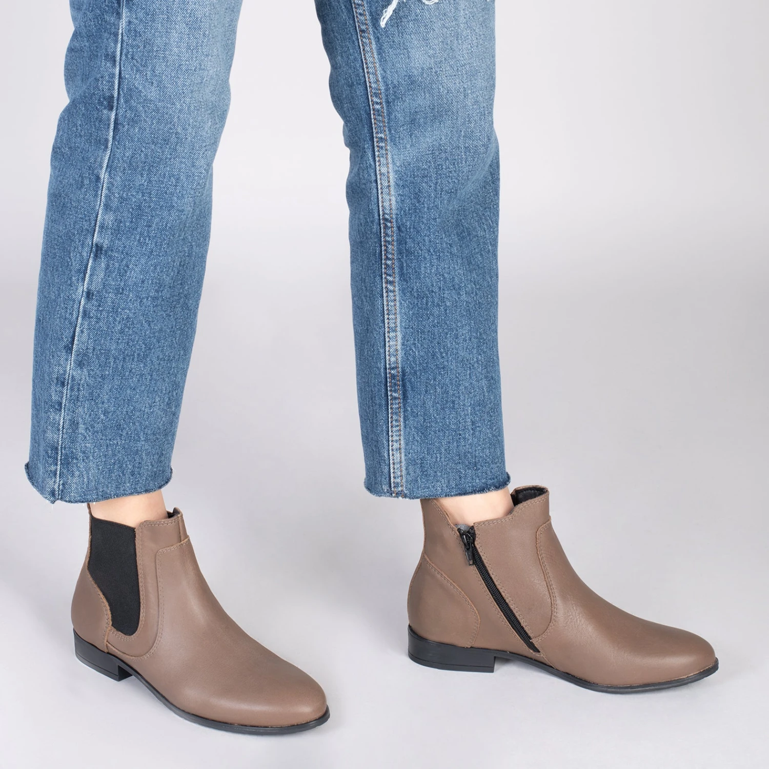 BRIGHTON – Bottines Plates Pour Femme TAUPE – Image 6