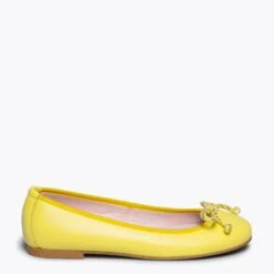 SEÑORITA - Ballerine JAUNE à Lacets