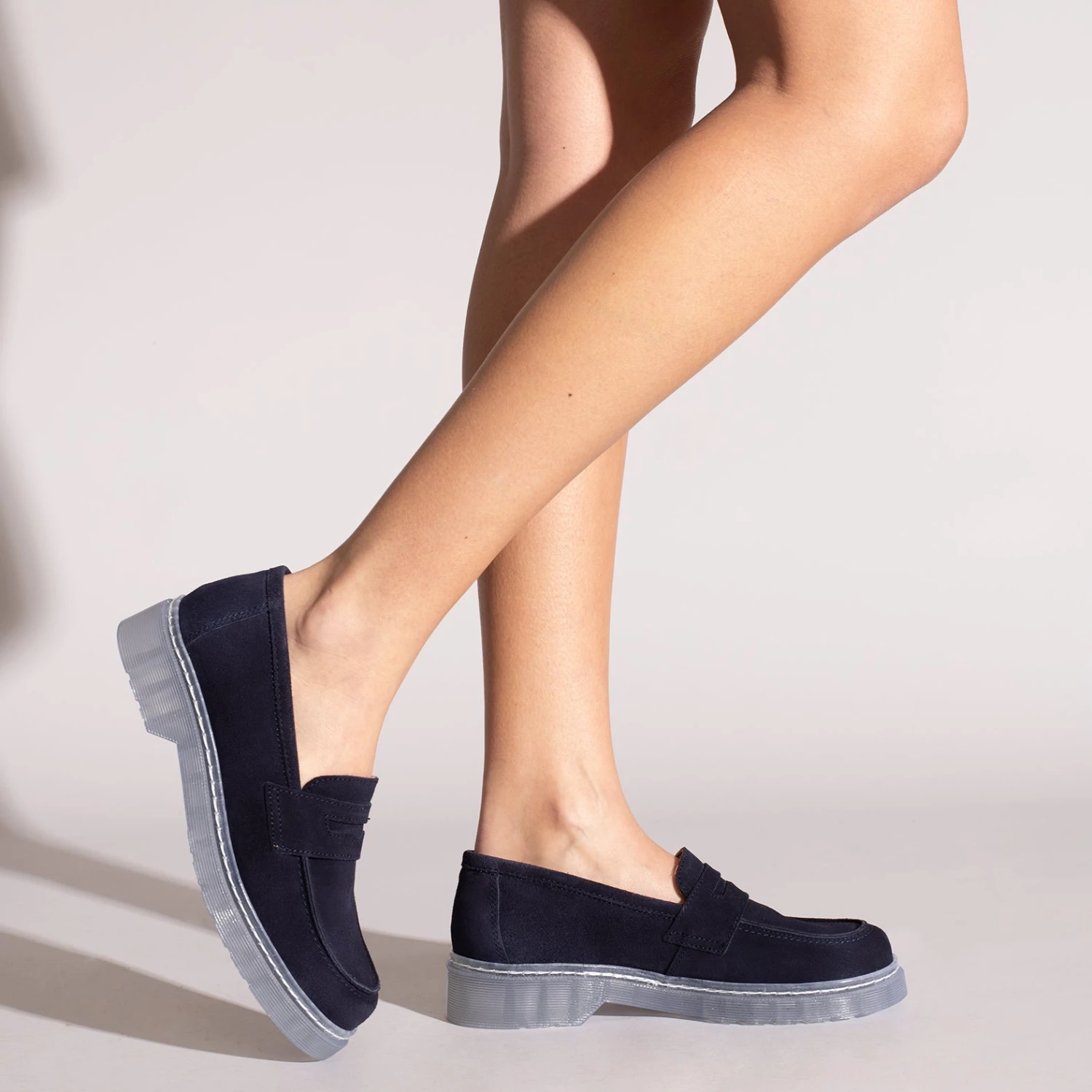 BRIXTON - Mocassin BLEU MARINE Détail En Forme De Masque – Image 7