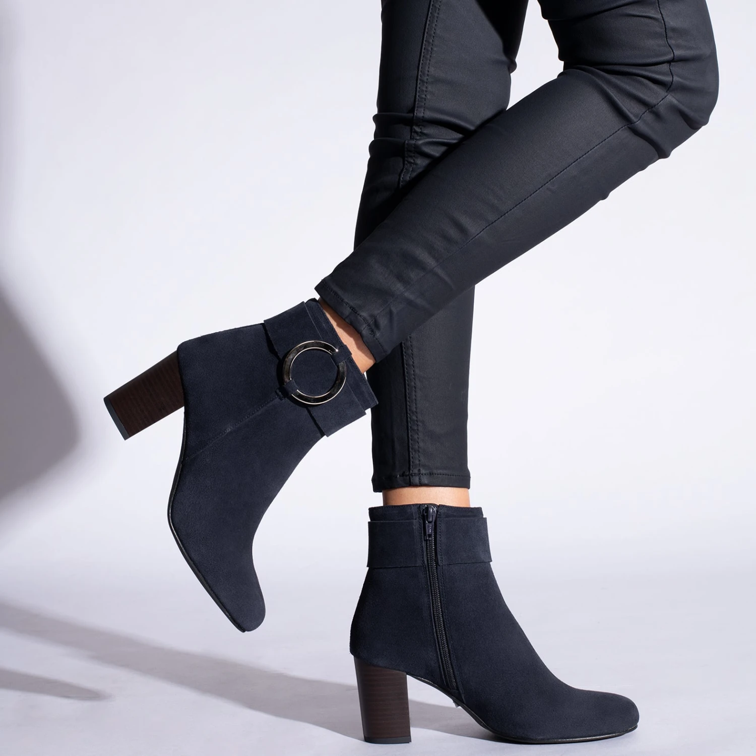 PARIS - Bottine élégante BLEU MARINE Avec Talon – Image 6