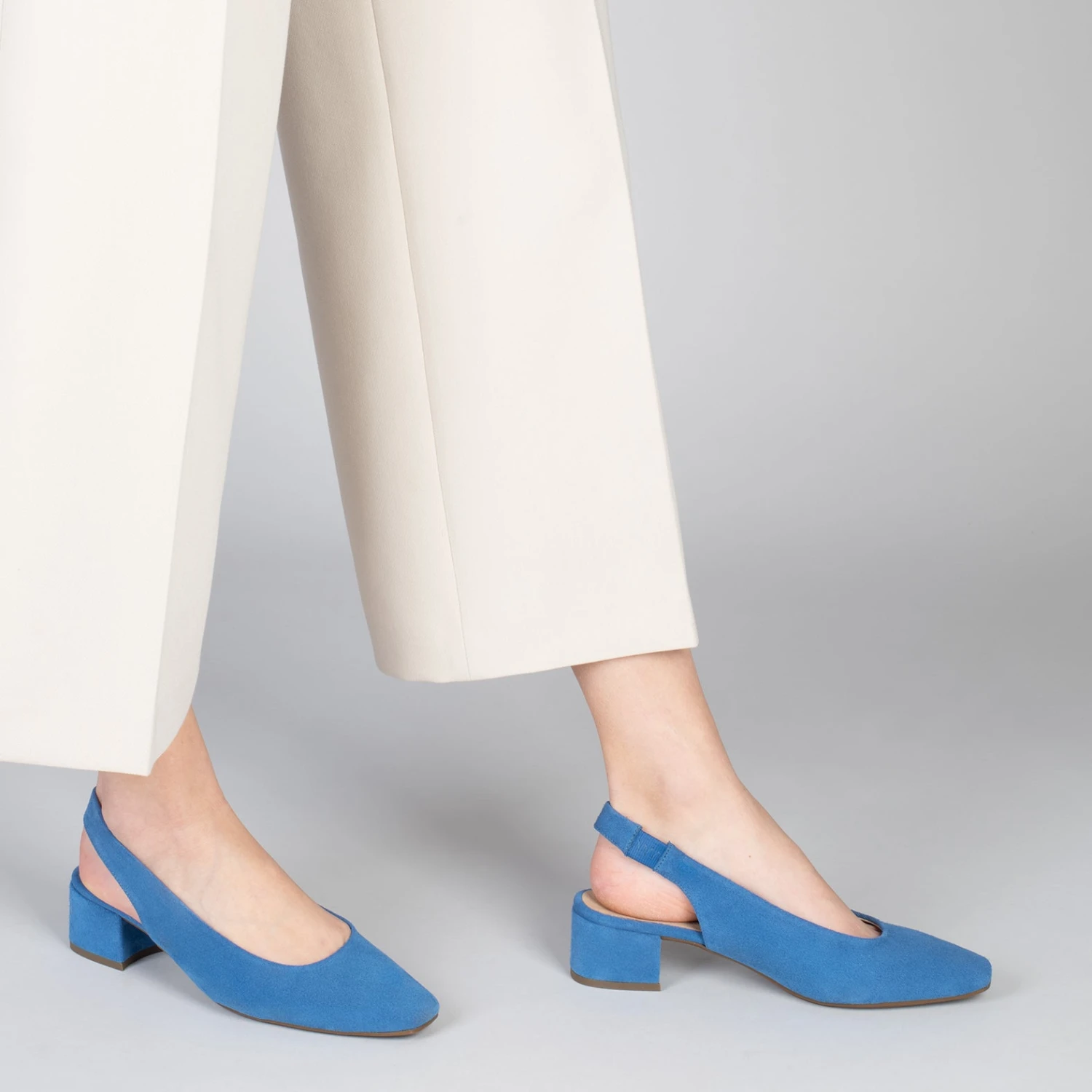 URBAN LADY – Escarpins à Talon Moyen à Bride Arrière BLEU – Image 6