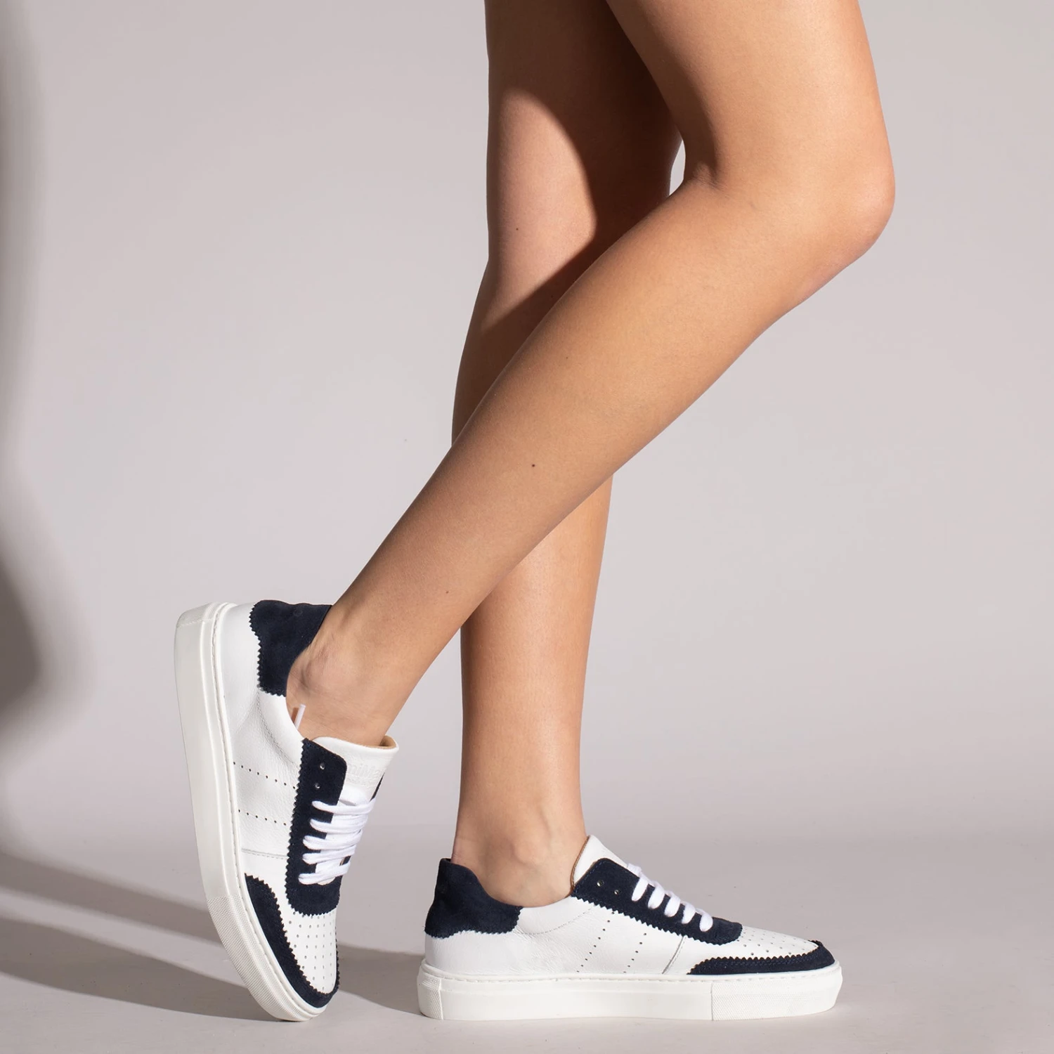 ROLLER - Sneakers Pour Femme Blanches Feston BLEU MARINE – Image 7