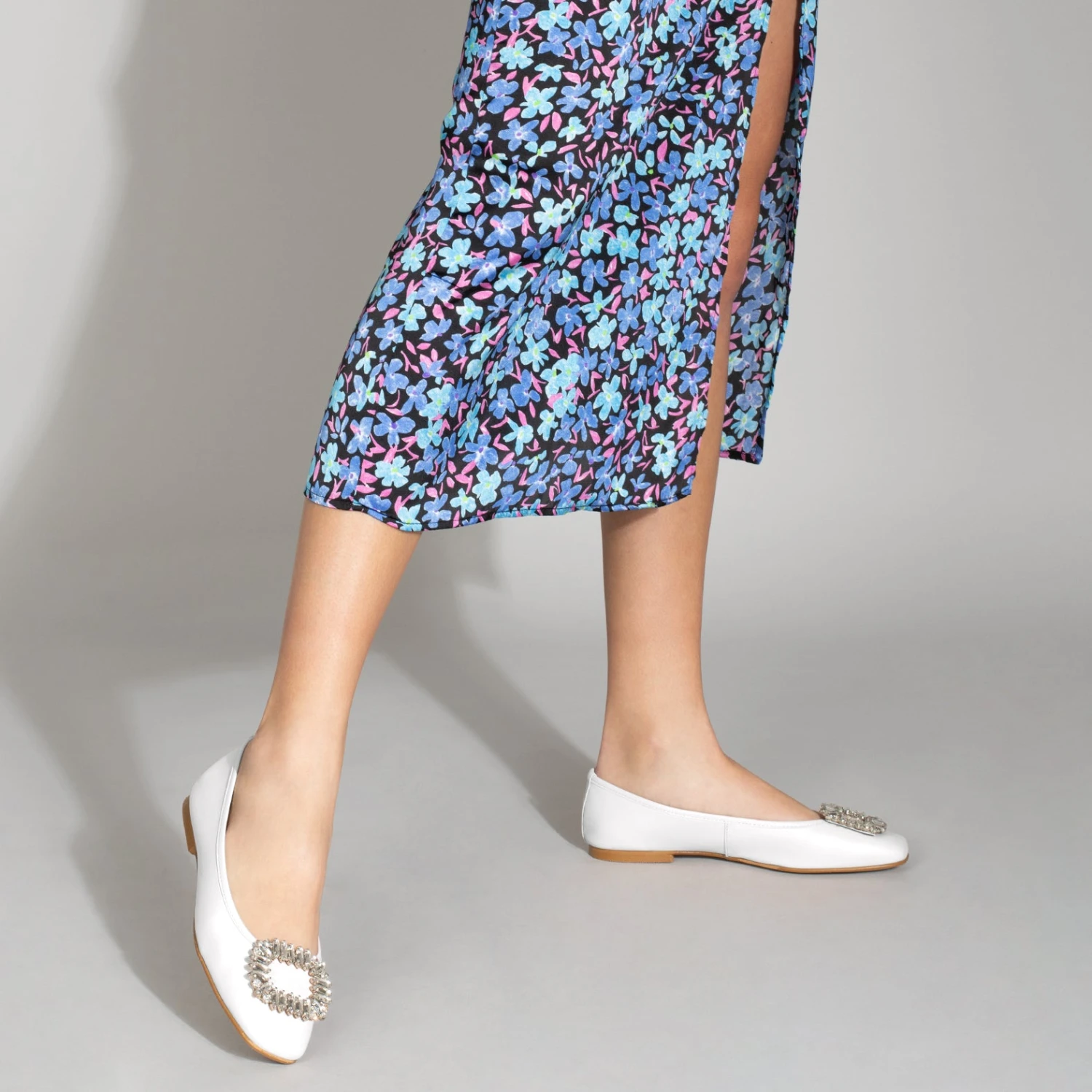 BIJOU - Chaussures Plates Avec Broche BLANC – Image 6