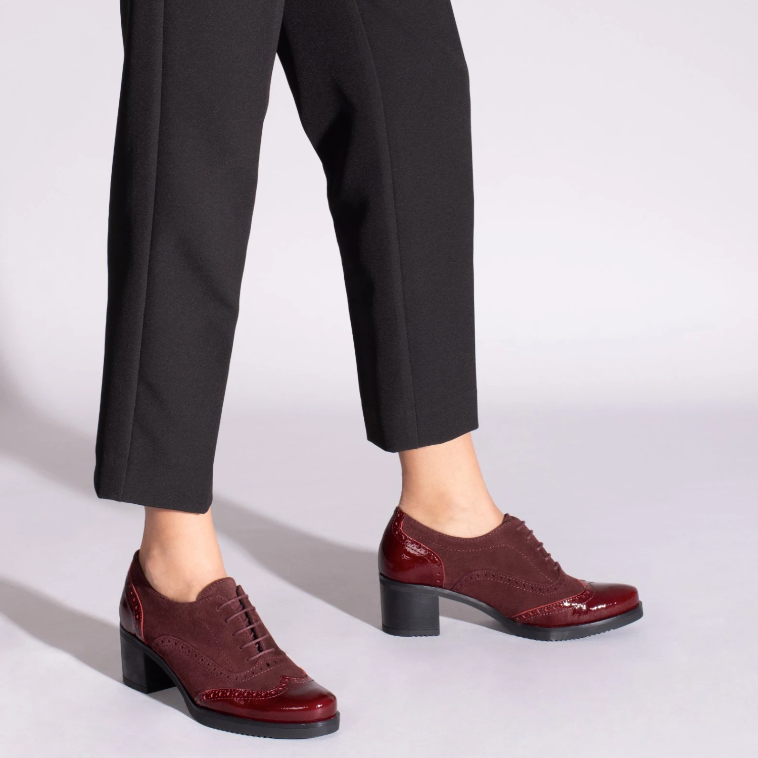 OXFORD - Chaussures à Lacets Petits Trous BORDEAUX – Image 6