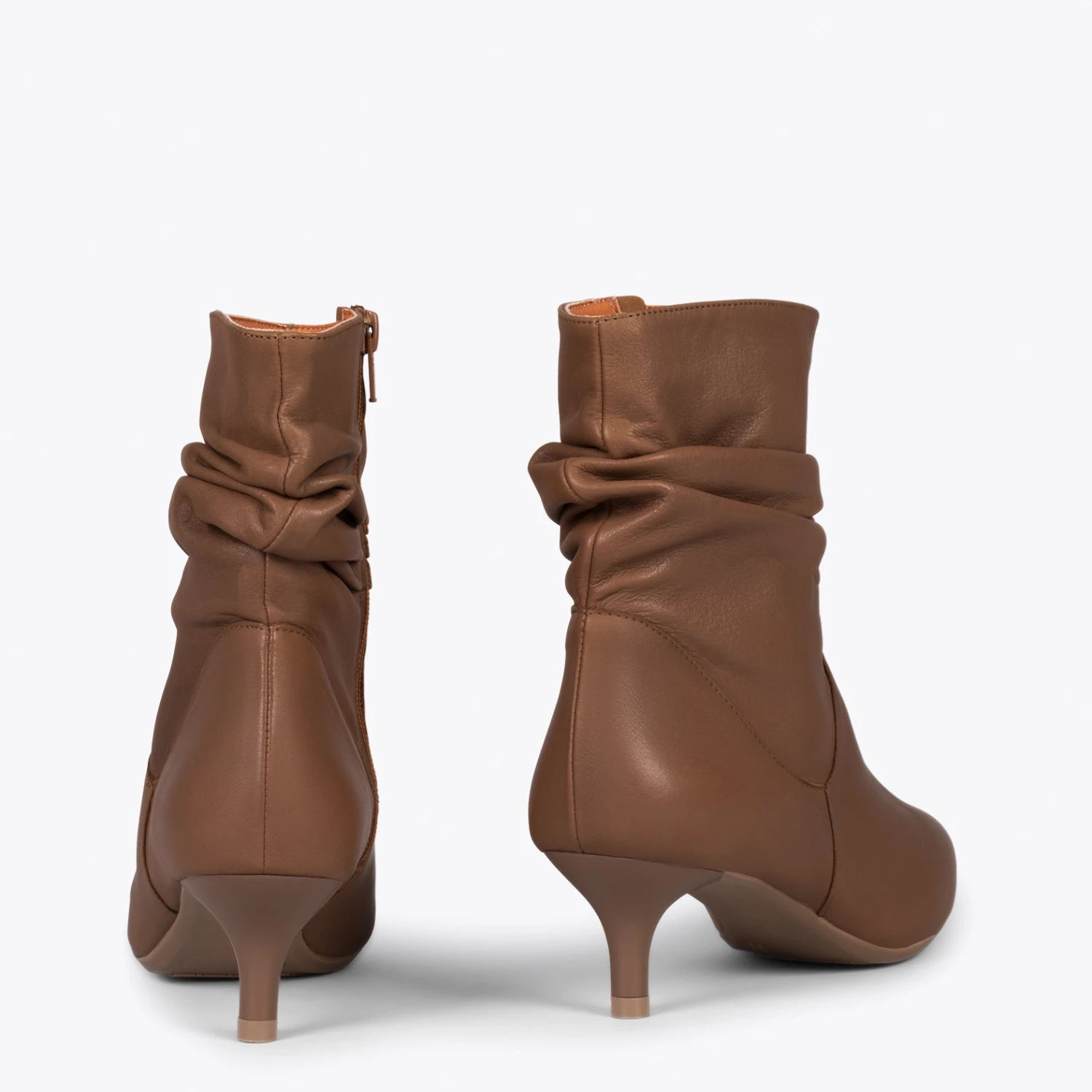 FASHION – Bottines Plissées En Cuir Nappa MARRON – Image 3