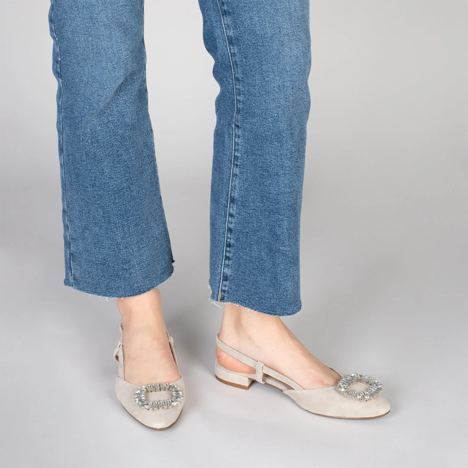 BRUNCH BIJOU - Escarpins Avec Bride Arrière Et STRASS TAUPE – Image 6