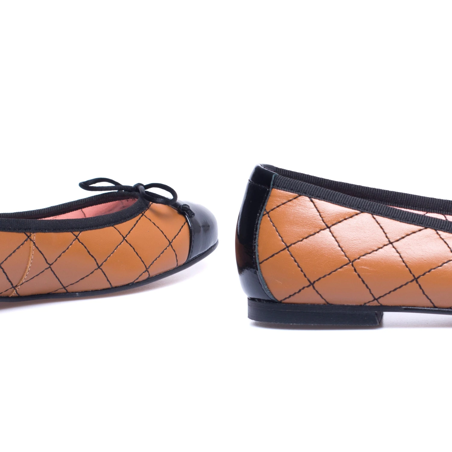 BALLERINE LACET – Ballerine CAMEL Avec Broderie Losange – Image 4