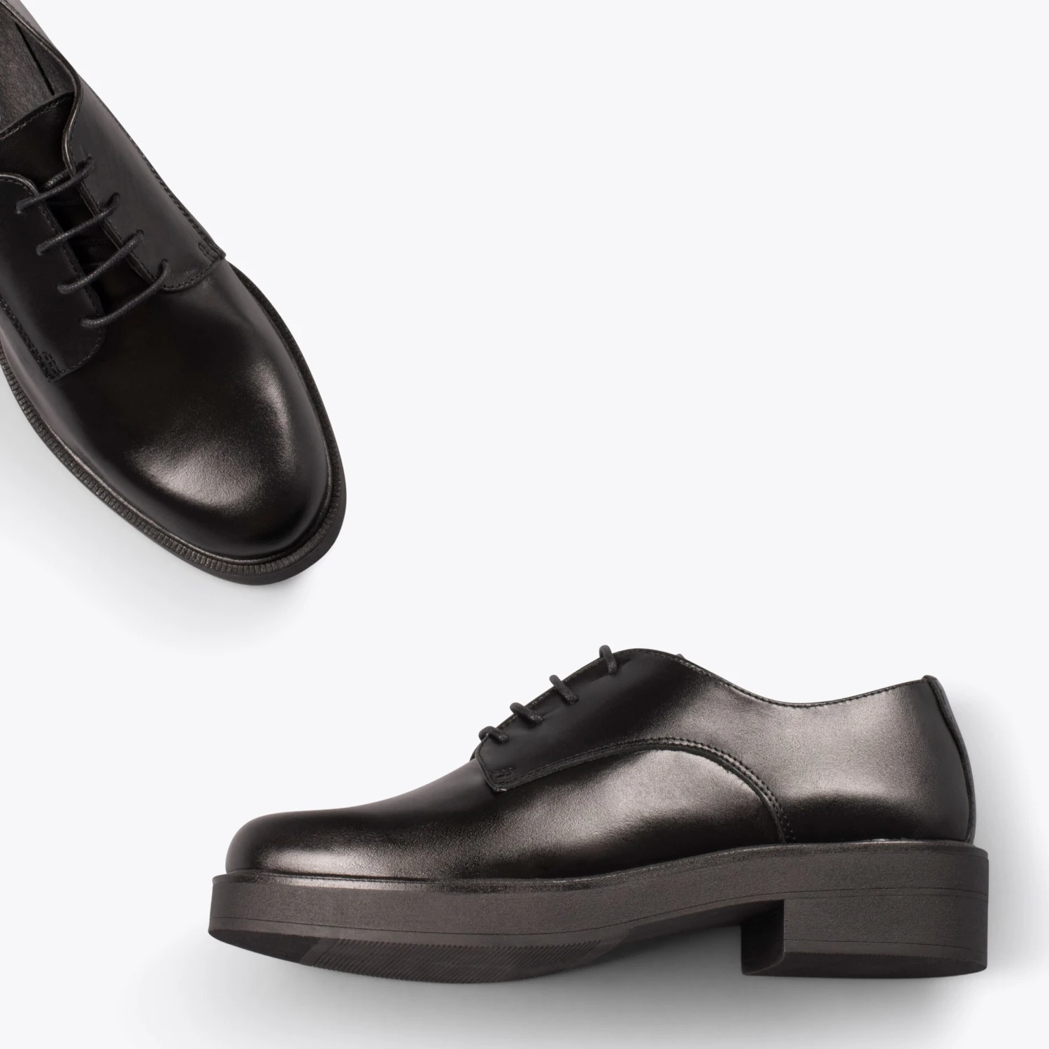 BLUCHER - Chaussures à Lacets Pour Femmes NOIR – Image 2