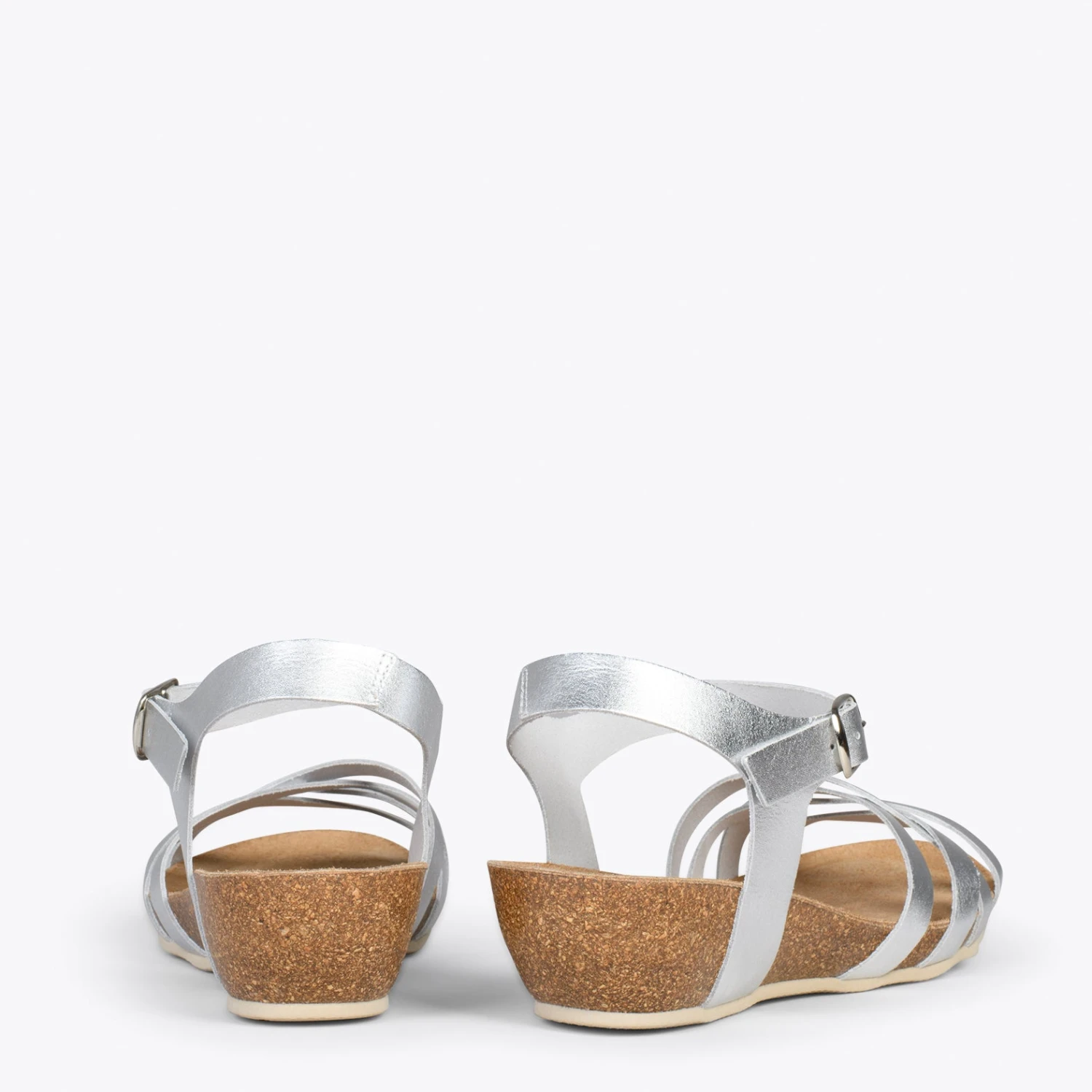 HANAE – Sandales BIO Multibrides Croisées ARGENTÉ – Image 3