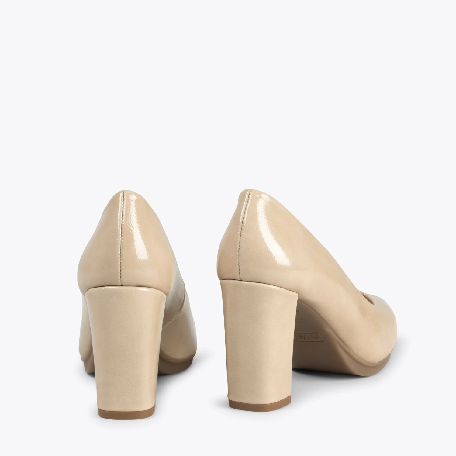 URBAN VERNI – Chaussures à Talon Haut En Cuir Verni BEIGE – Image 3