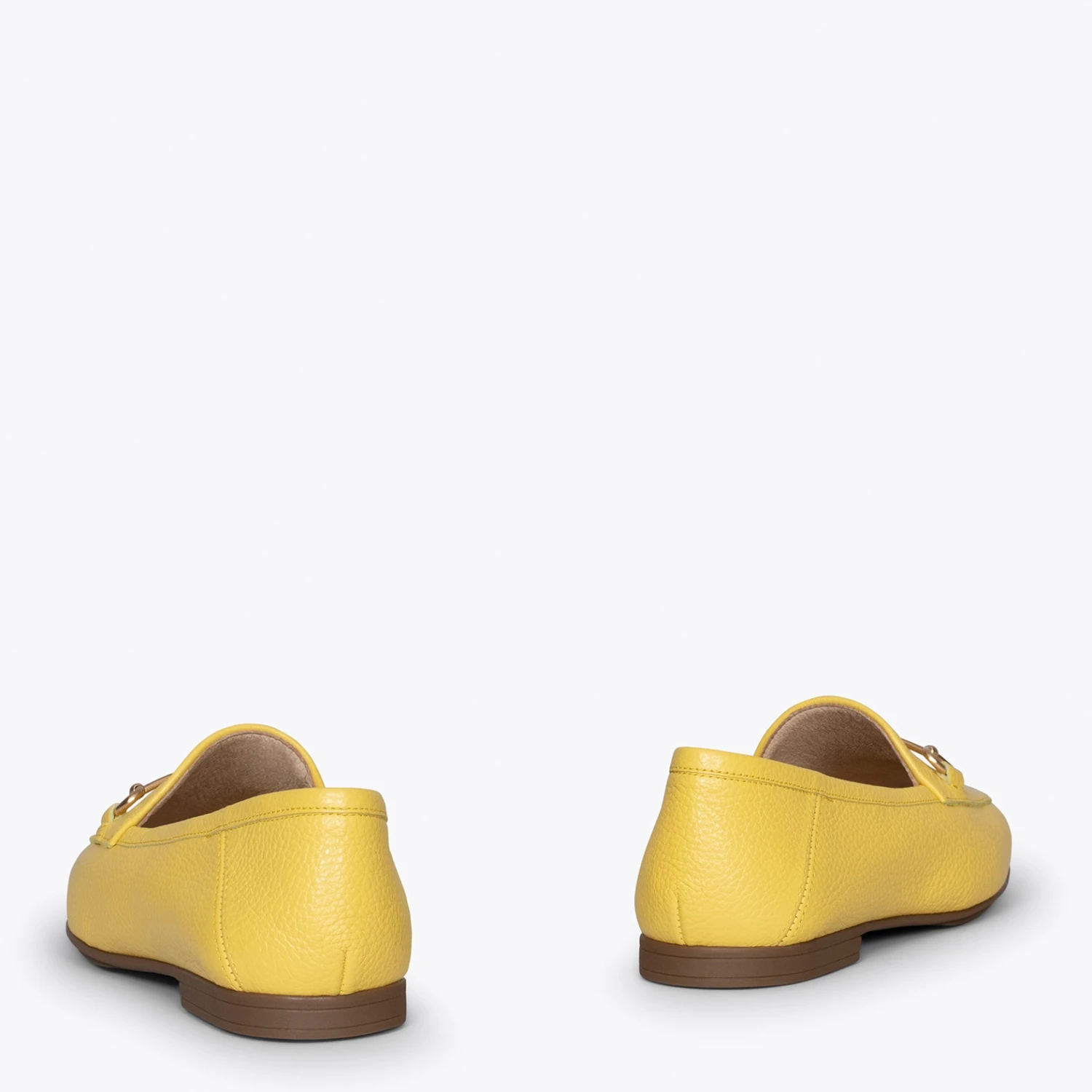 STYLE – Mocassins En Cuir Avec Détail Métallique JAUNE – Image 3