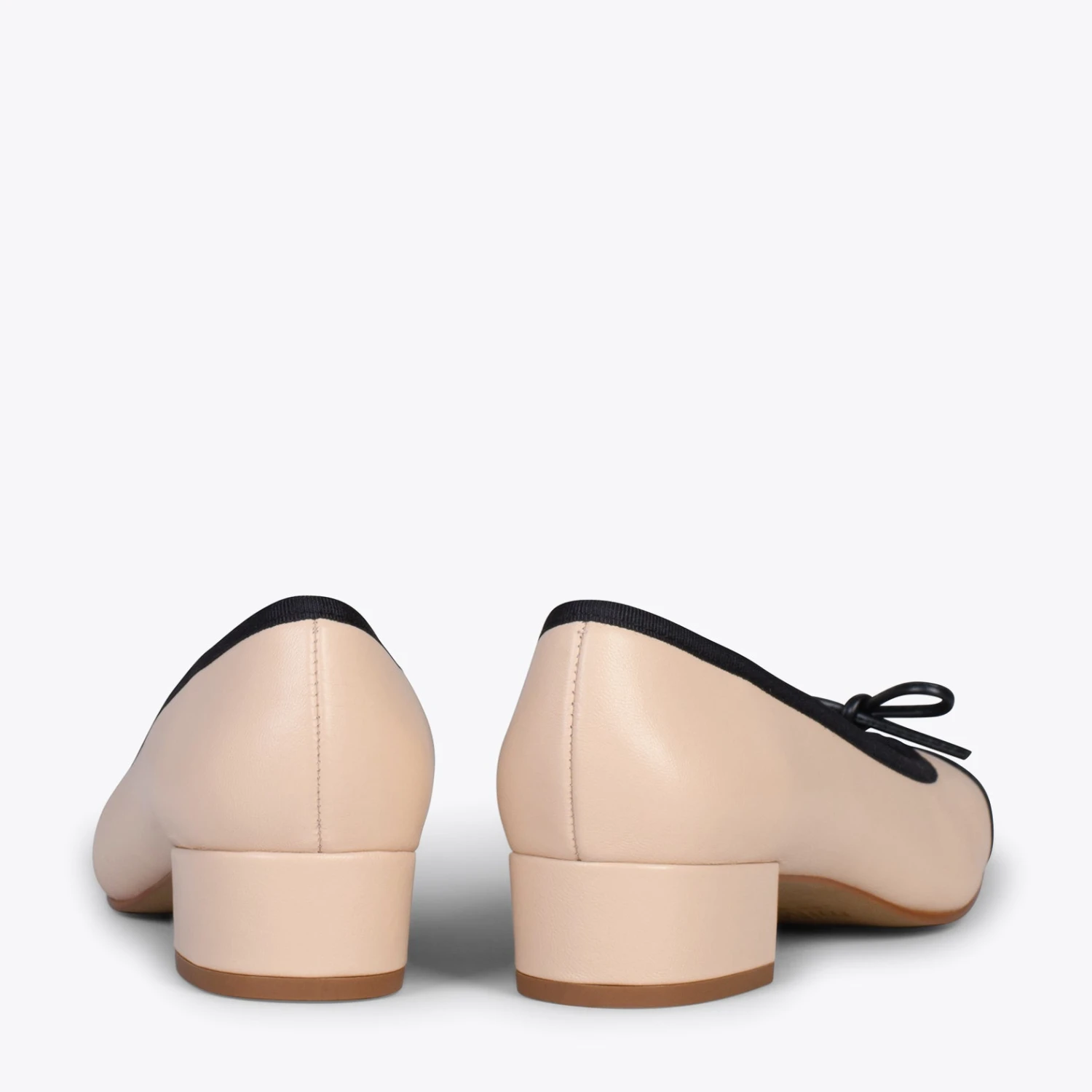 GLAMOUR – Ballerines En Cuir Avec Talon Haut Et Bout En Vernis BEIGE – Image 3