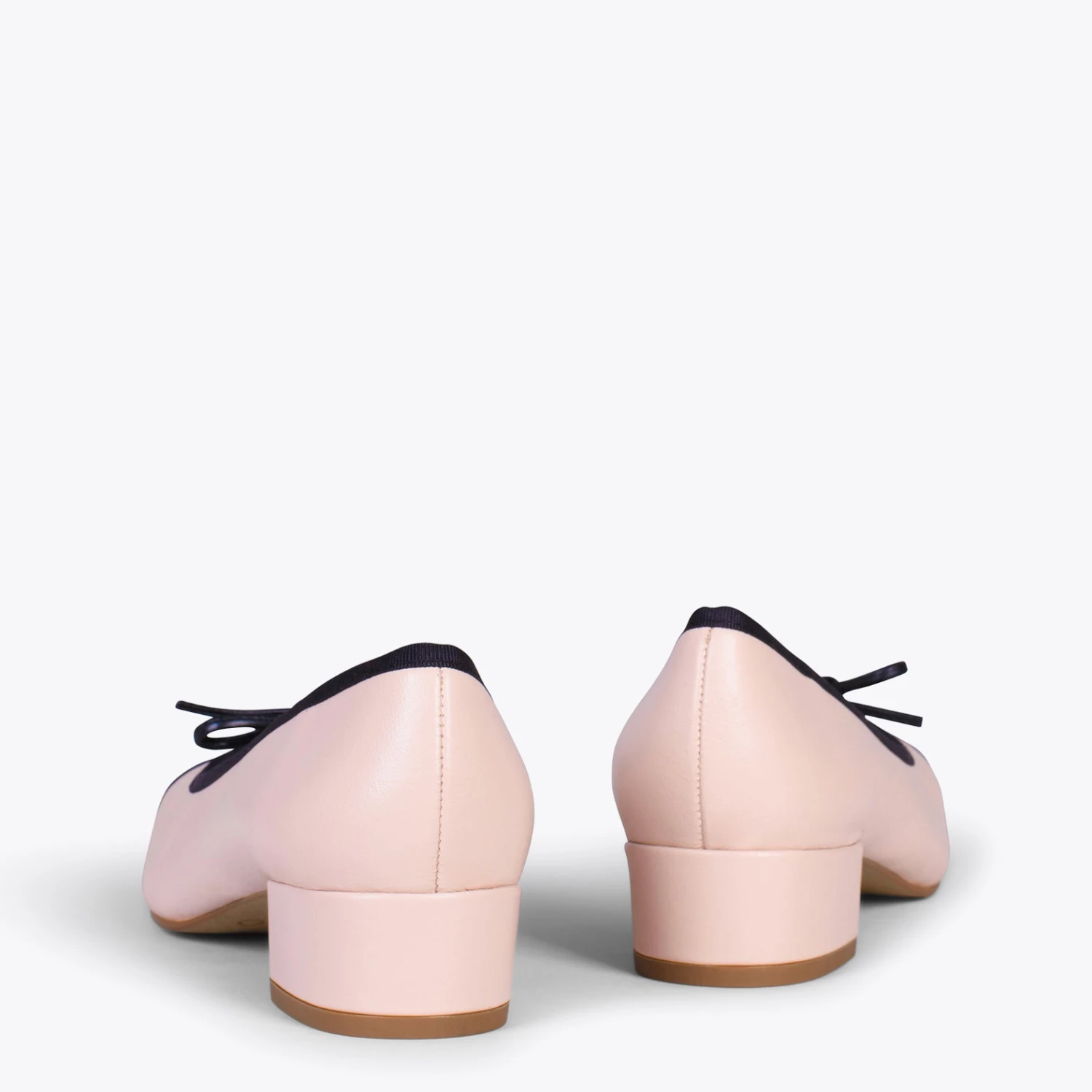 GLAMOUR – Ballerines En Cuir Avec Talon Haut Et Bout En Vernis NUDE – Image 3