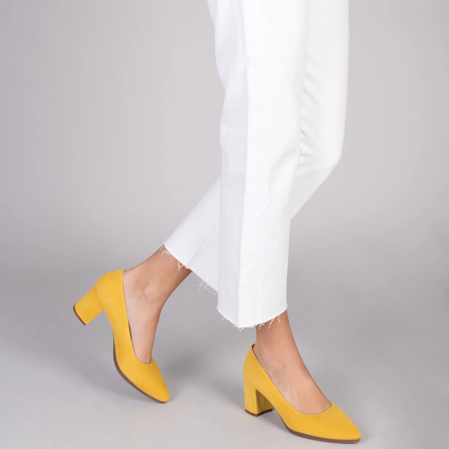 URBAN S - Chaussures à Talon Moyen En Daim JAUNE – Image 6