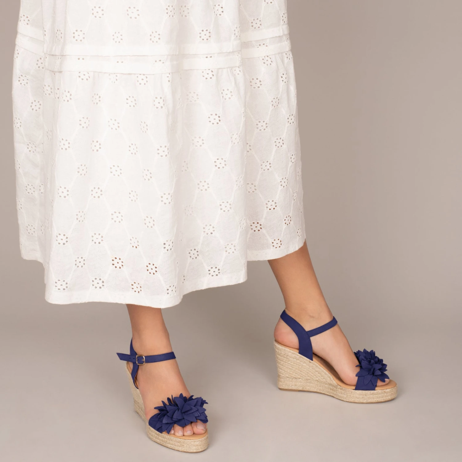 ZAHARA - Espadrilles Hautes Avec Fleurs BLEU MARINE – Image 6