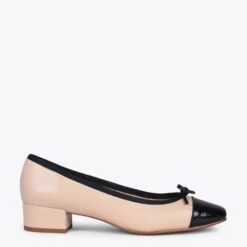 GLAMOUR – Ballerines En Cuir Avec Talon Haut Et Bout En Vernis BEIGE