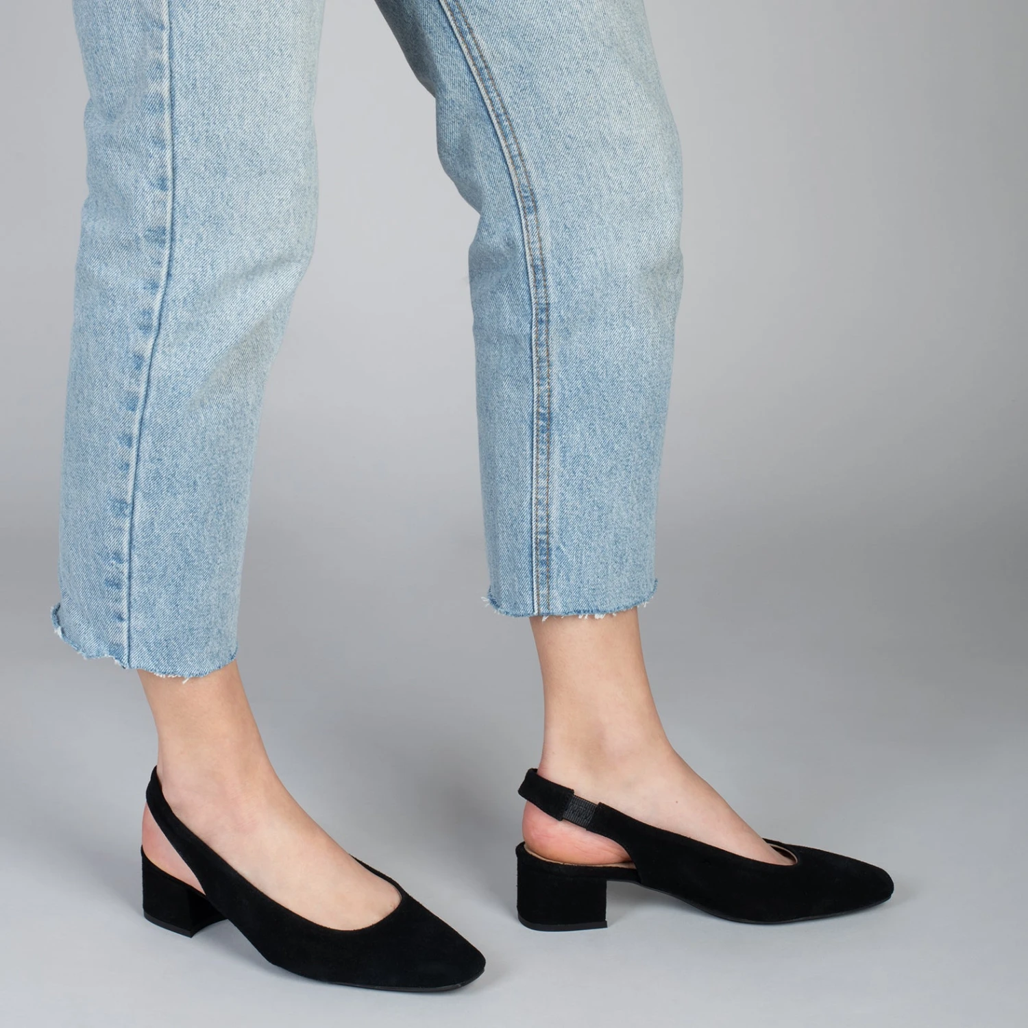 URBAN LADY – Escarpins à Talon Moyen à Bride Arrière NOIR – Image 6