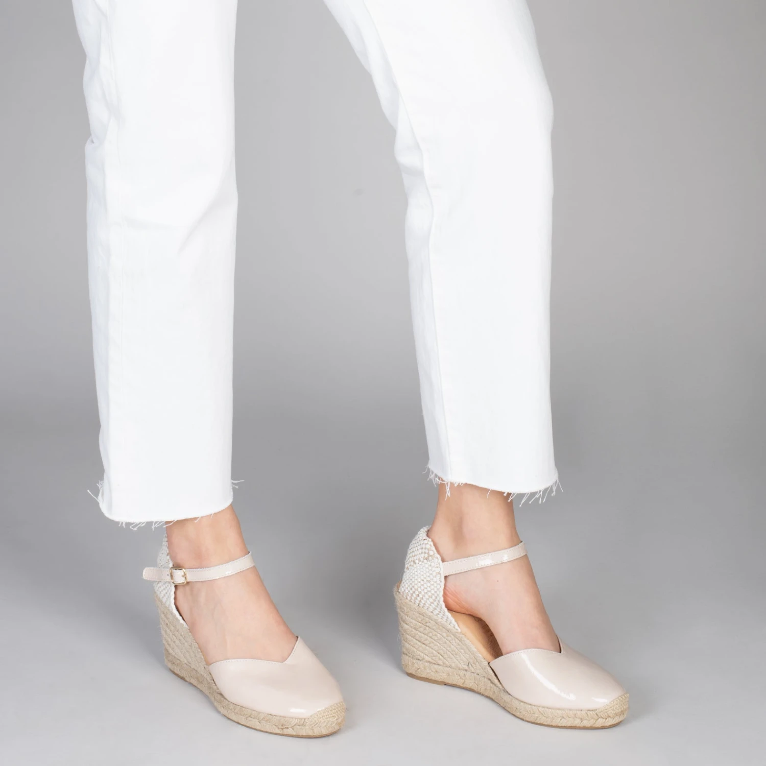 NERJA VERNI – Espadrilles Compensées Talon Haut Avec Boucle BEIGE – Image 6