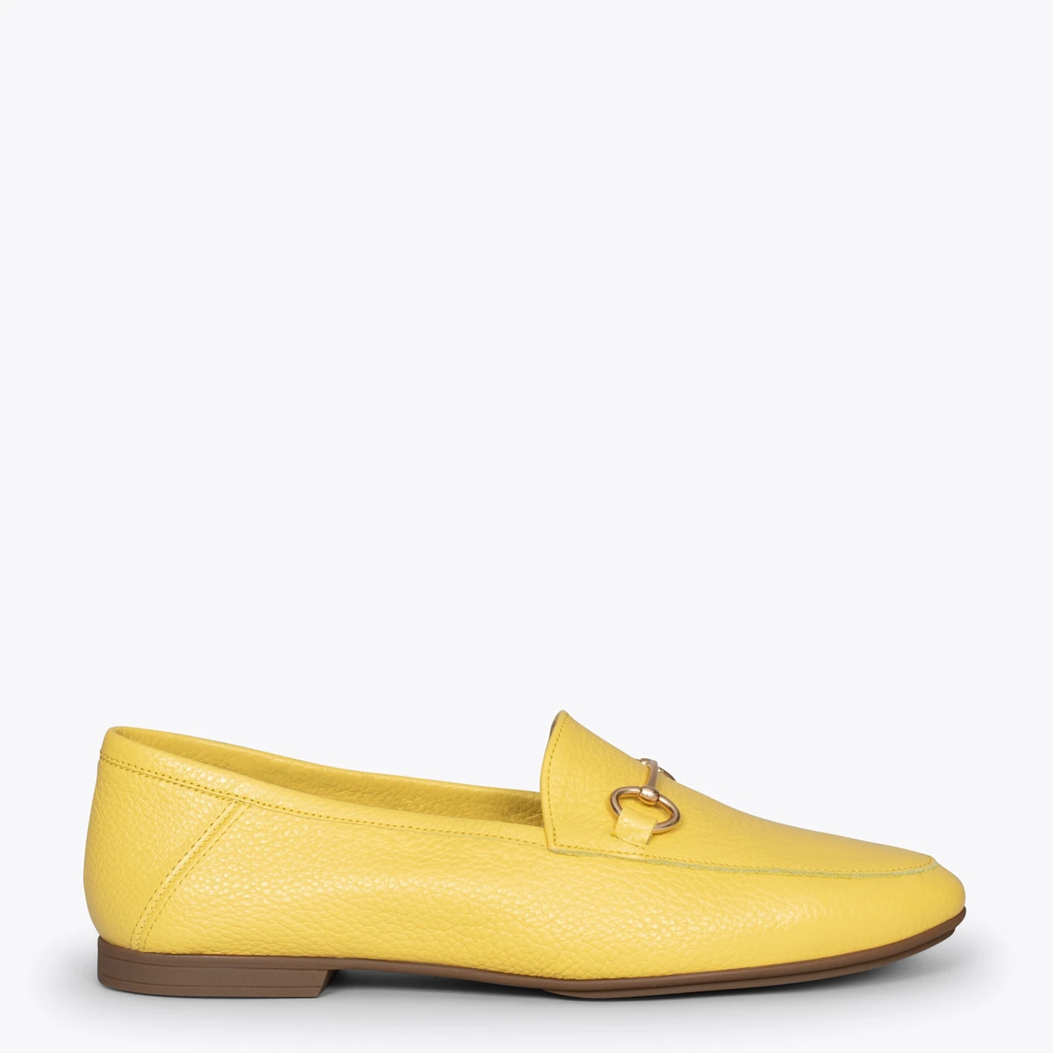STYLE – Mocassins En Cuir Avec Détail Métallique JAUNE