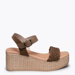 VAGUE - Sandale Compensée MARRON Avec Bande Tressée